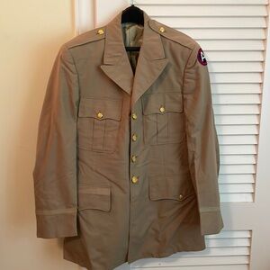Vintage US Army summer-weight jacket